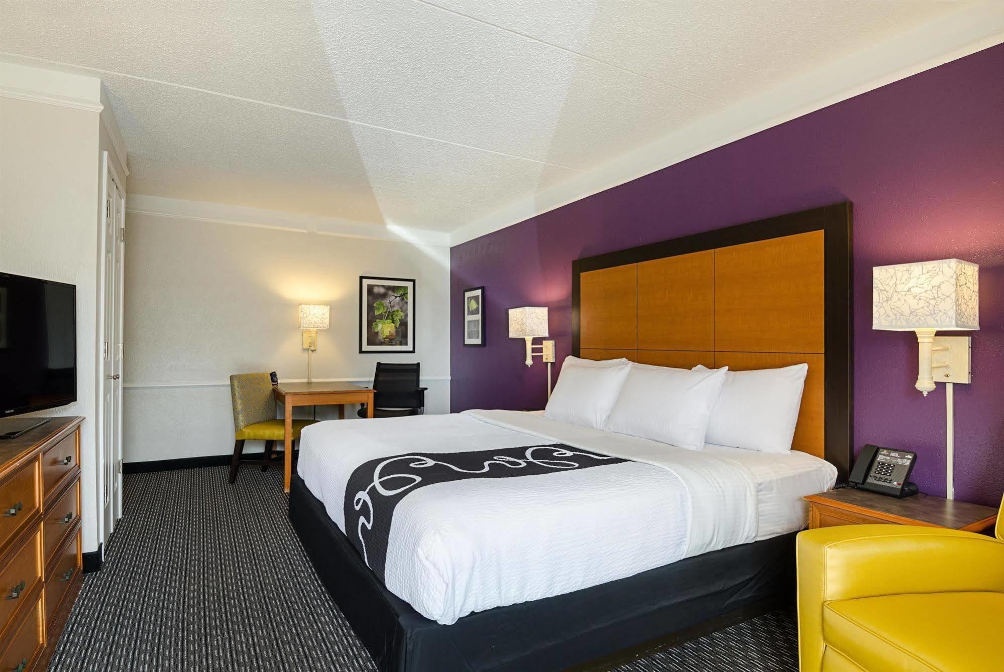 La Quinta Inn By Wyndham Midland Exterior foto