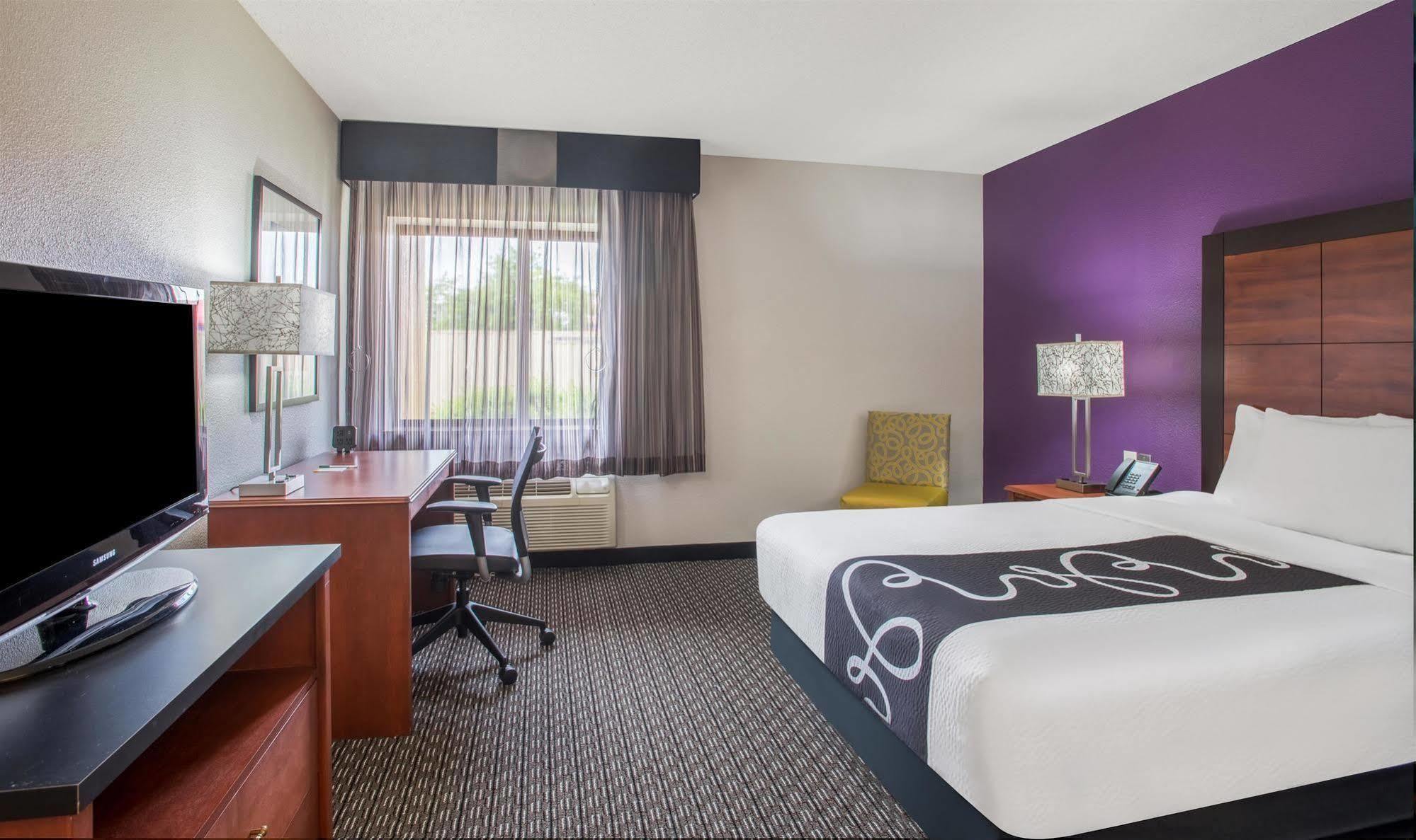 La Quinta Inn By Wyndham Midland Exterior foto