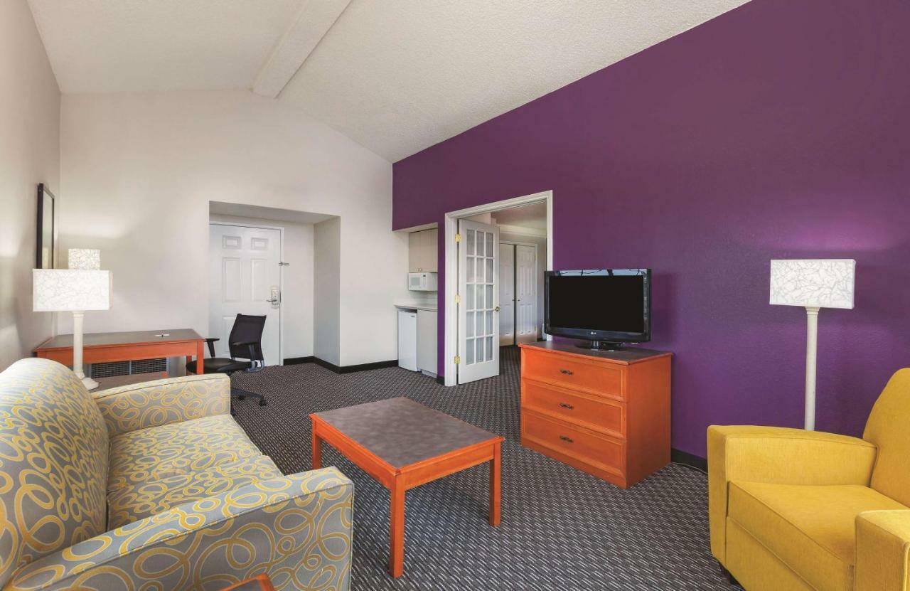 La Quinta Inn By Wyndham Midland Exterior foto